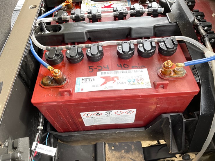 #606-•-ez-go-rxv-30-electric-golf-cart-image-21