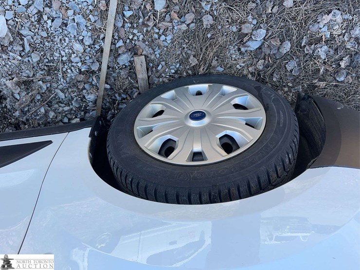 2022-ford-transit-connect-image-17