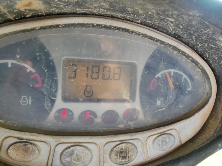 2015-bobcat-t590-image-18