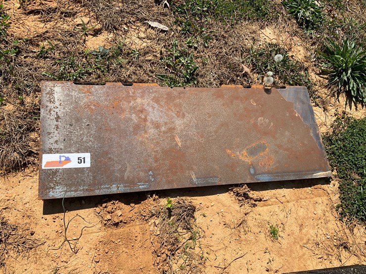#51-•-skid-steer-mount-plate-image-1