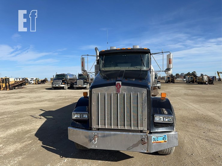 2003-kenworth-t800-image-2