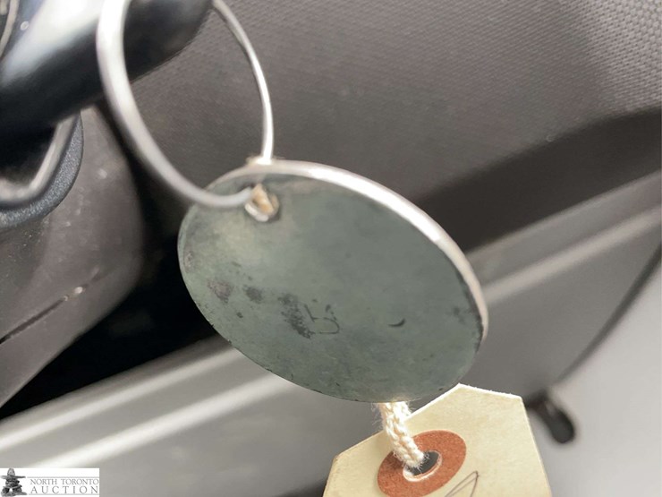 2010-ford-cargo-image-13