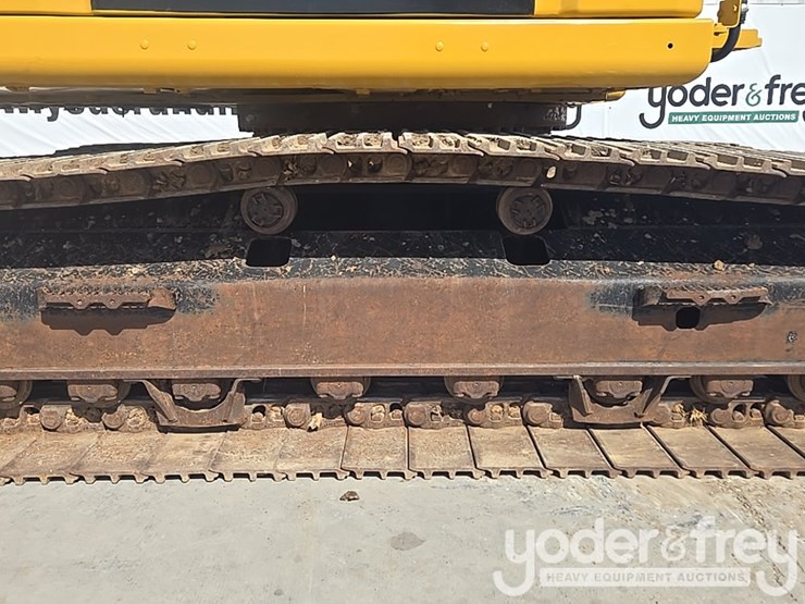 2019-caterpillar-336-image-16