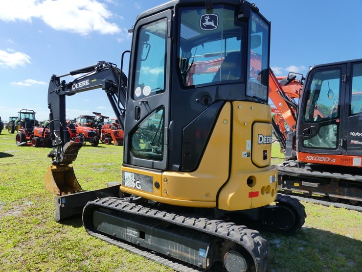 2018-deere-35g-image-5