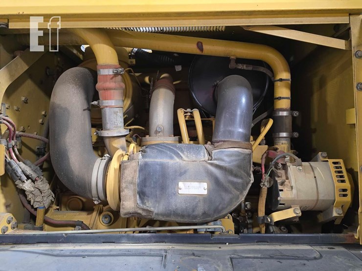 2003-caterpillar-140h-image-25