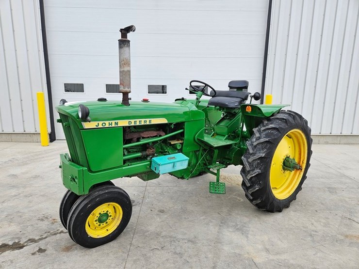 1961-john-deere-2010-image-1