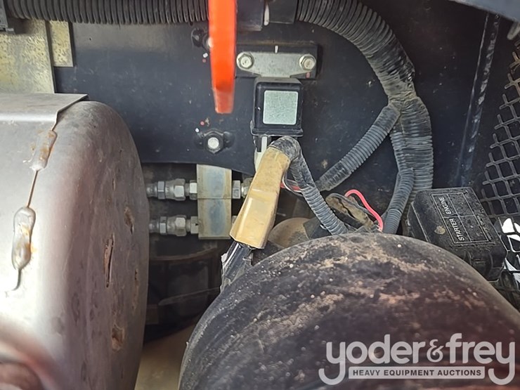 2021-kubota-svl75-2-image-52