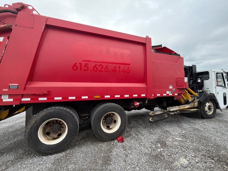 #31716-•-2009-crane-carrier-sanitation-truck-image-4