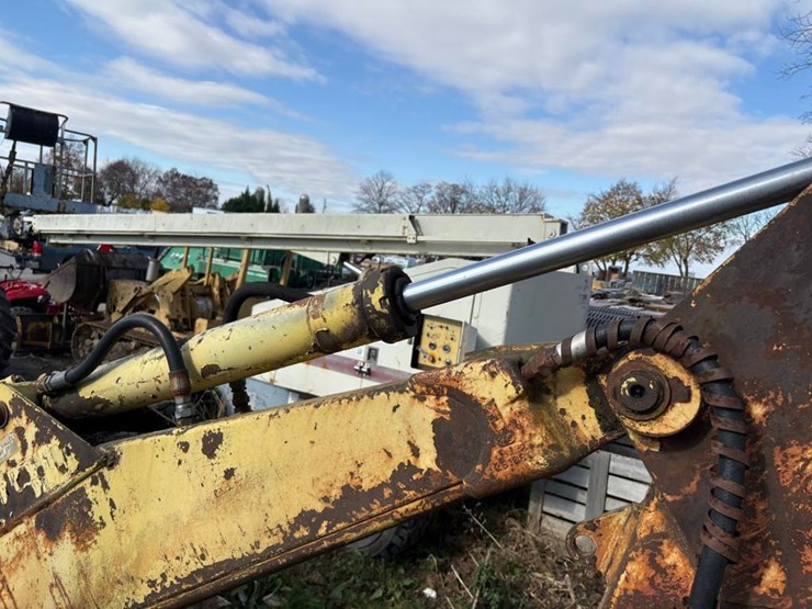 ford-tractor-image-9