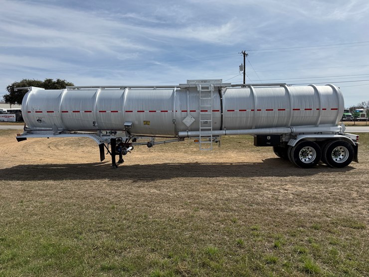 2011-brenner-tank-trailer-image-8