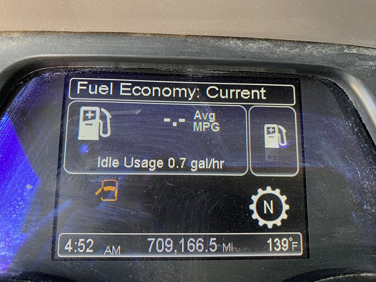 2015-peterbilt-579-image-14