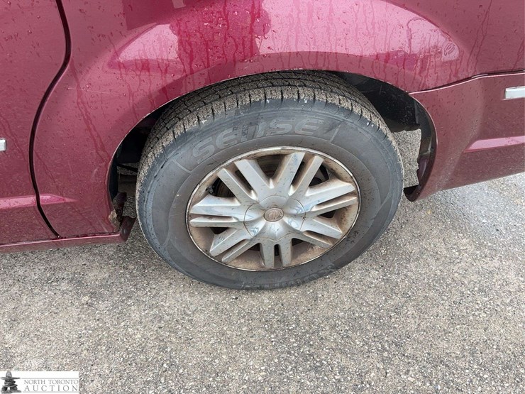 2008-chrysler-town-&-country-image-23