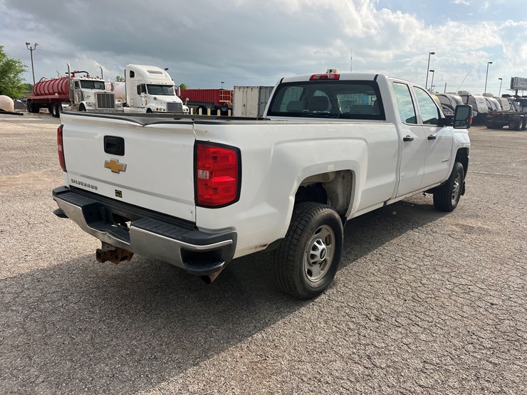 2016-chevrolet-silverado-2500hd-image-5