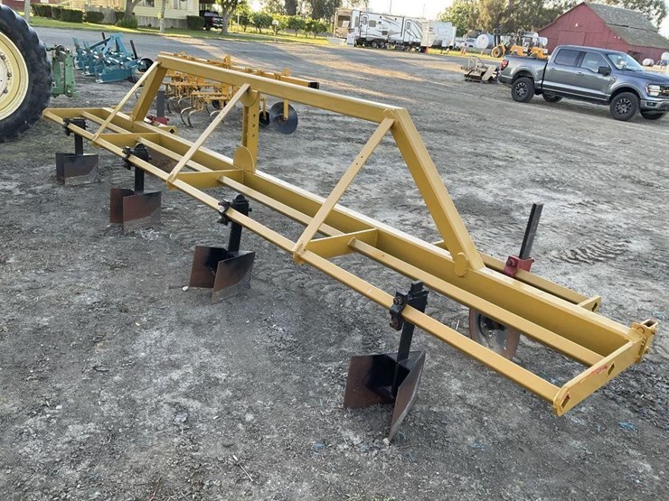 custom-3-pt-3-row-60"-furrow-bar-image-6