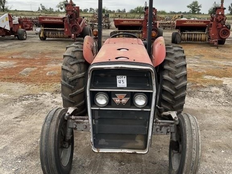 massey-ferguson-230-image-2