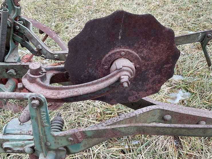 two-bottom-oliver-plow-image-9
