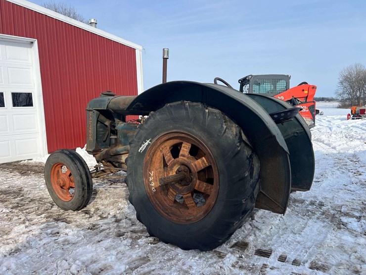 1935-fordson-image-3