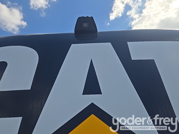 2017-caterpillar-336fl-image-36