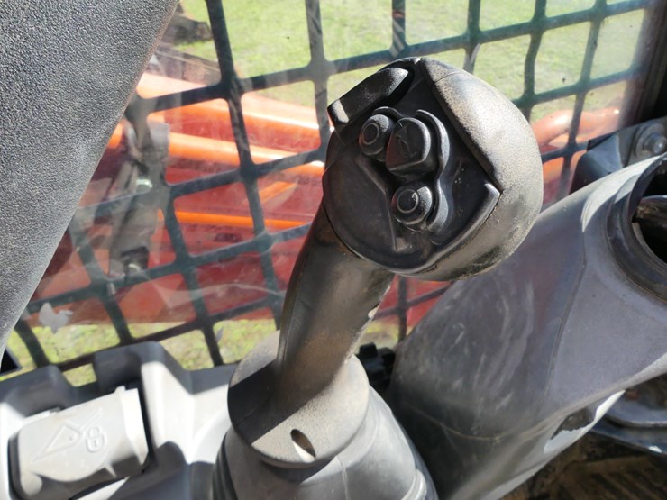 kubota-svl75-2-image-15