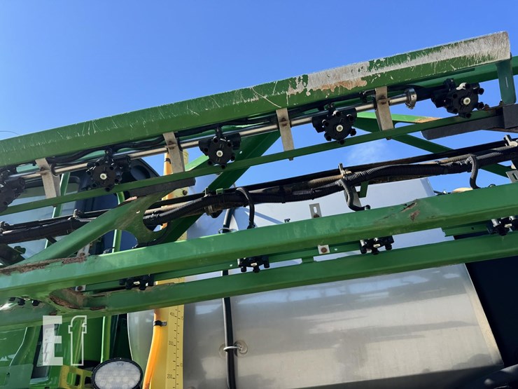 2017-john-deere-r4038-image-26