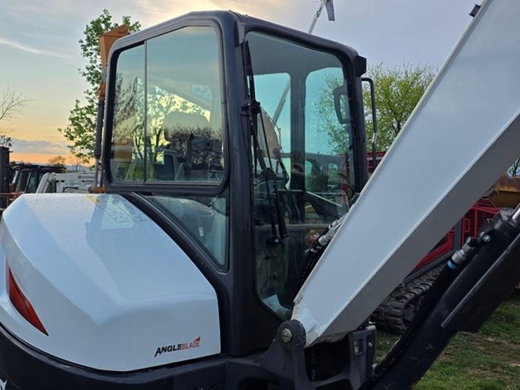 2023-bobcat-e42-image-35