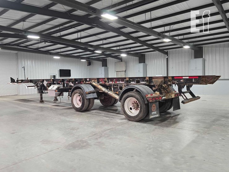 2002-environmental-service-products-46-ft-tandem-axle-image-4