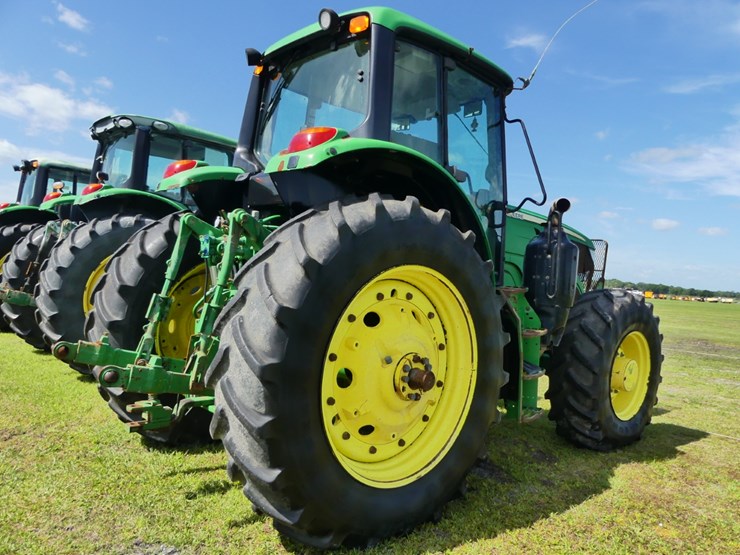 2018-john-deere-6155m-image-3