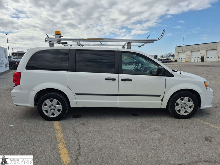 2012-ram-c/v-image-4