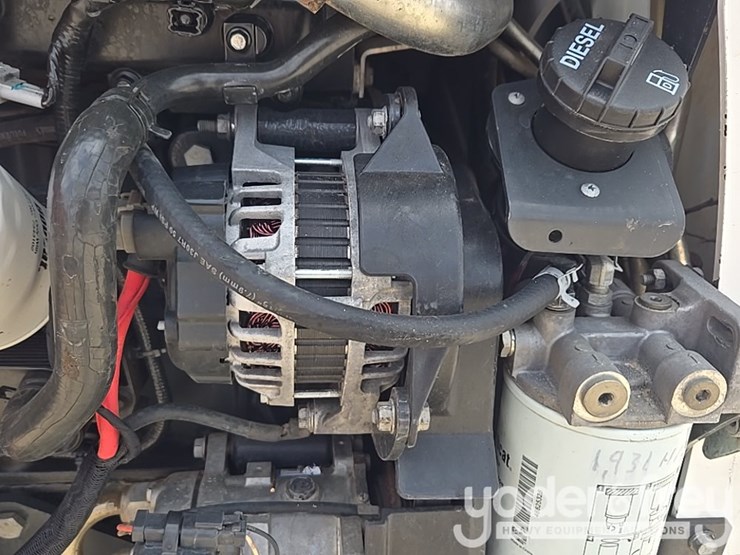 2021-bobcat-t740-image-61