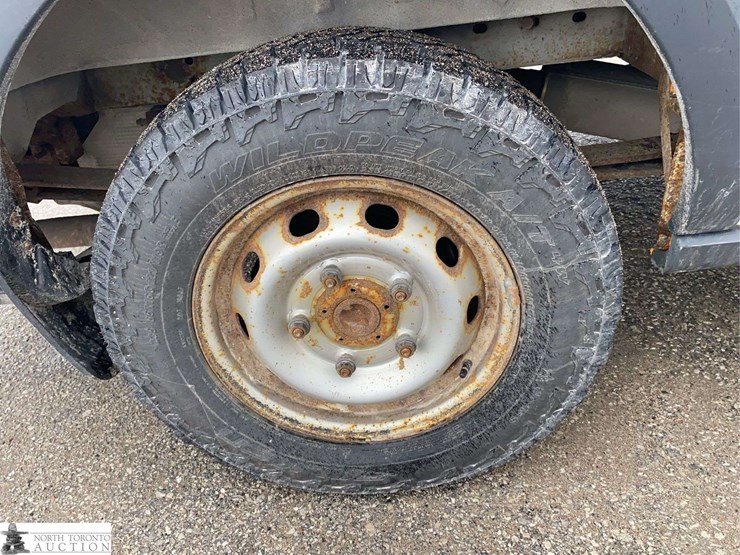 2016-ford-transit-image-28