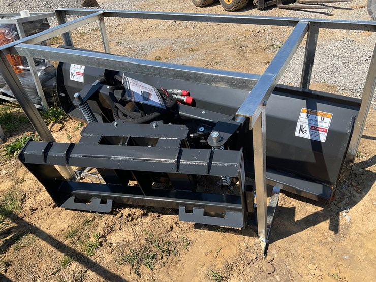 #60-•-unused-wolverine-84in-skid-steer-dozer-blade-image-3