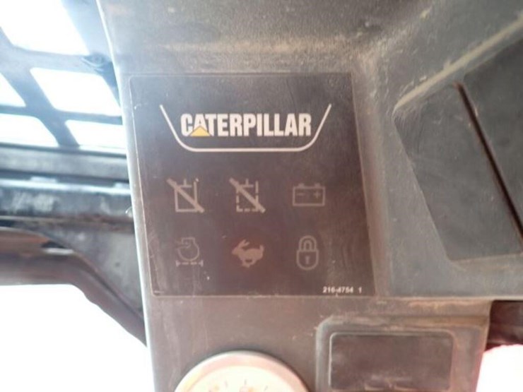 2010-caterpillar-232b-image-17