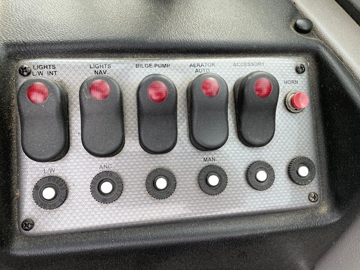 #510-•-2006-alumacraft-dominator-sport-165-boat-(has-wi-title)-image-54