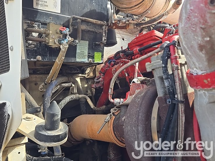 2014-kenworth-t800-image-104