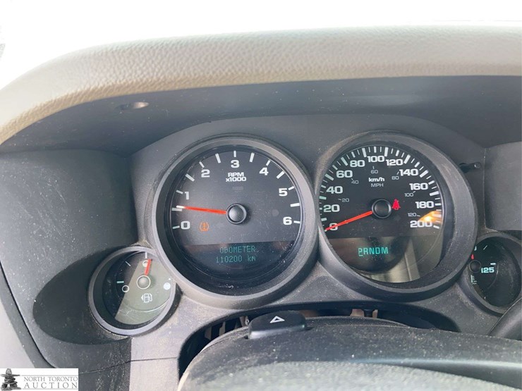 2012-chevrolet-silverado-1500-image-9