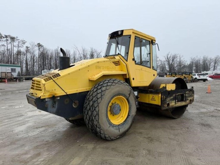 2011-bomag-bw211d-40-image-5