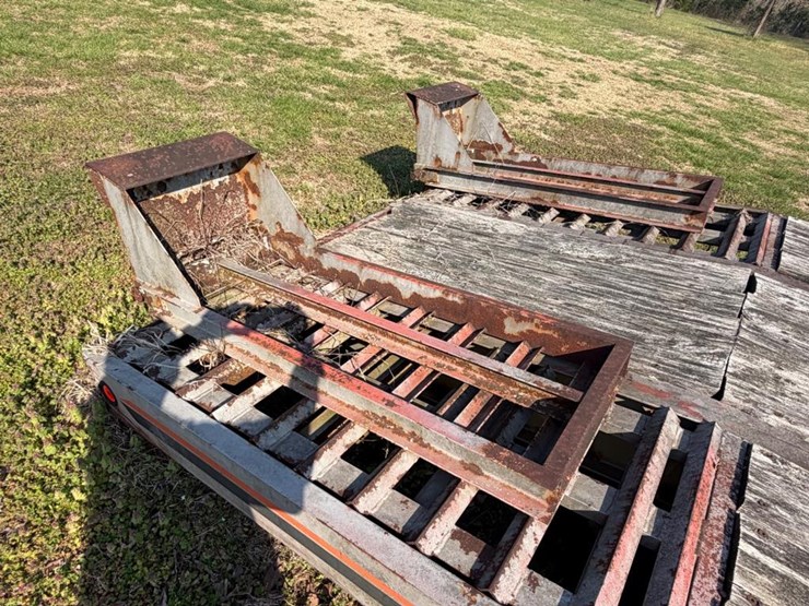 #31744-•-1993-international-18d-dual-tandem-axle-equipment-image-9