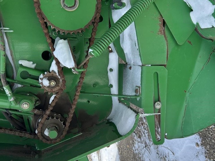 2001-john-deere-567-image-21