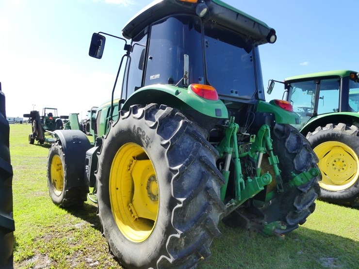john-deere-6105e-image-4