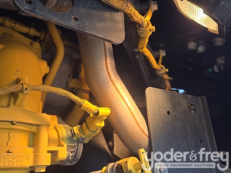 2022-deere-260e-image-97