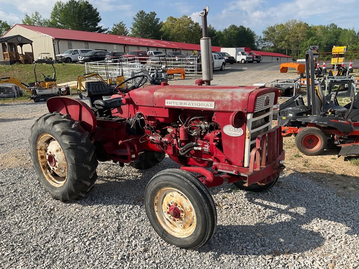 international-240-image-7