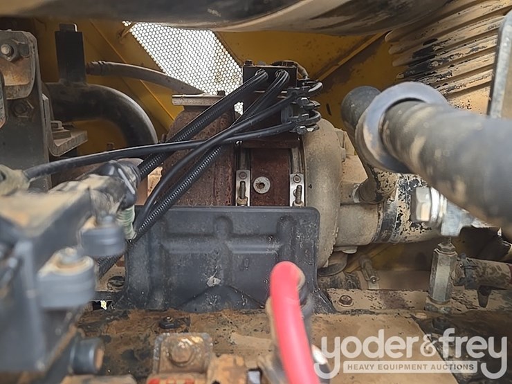 2014-komatsu-d61px-23-image-83