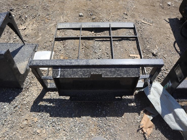 future-skids-steer-mini-land-leveler-image-3