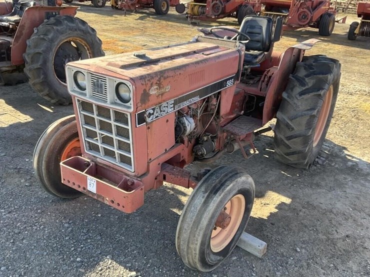 case-ih-585-image-1