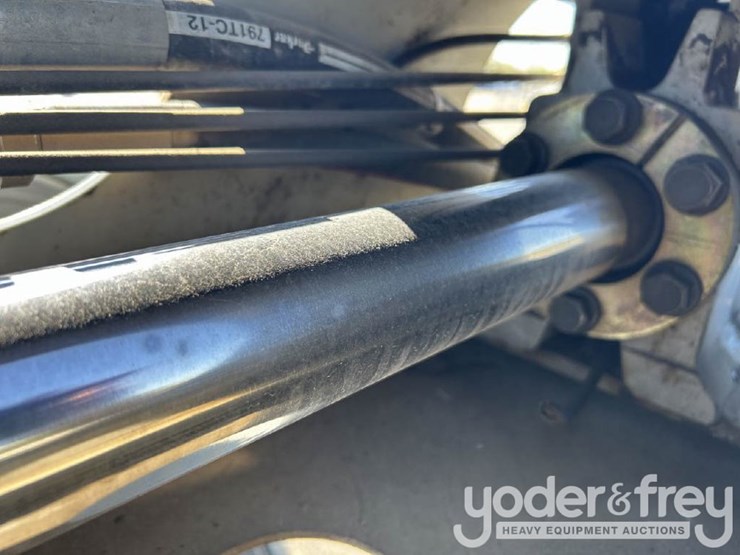 2011-gradall-xl4100-image-13