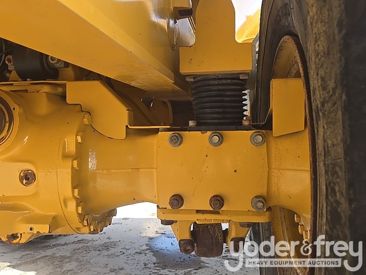 2022-deere-260e-image-59