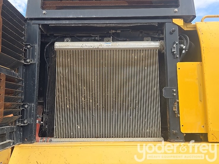 2015-komatsu-pc490-lc-11-image-59