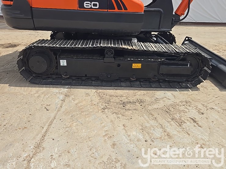 2020-doosan-dx60e-9cn-image-16