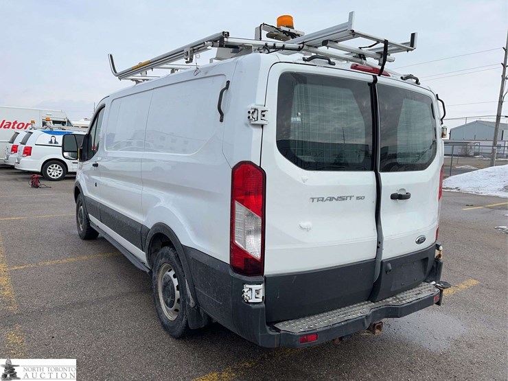 2016-ford-transit-image-7