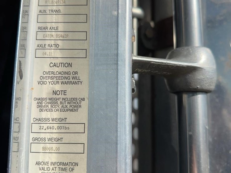 1999-kenworth-t800-image-54